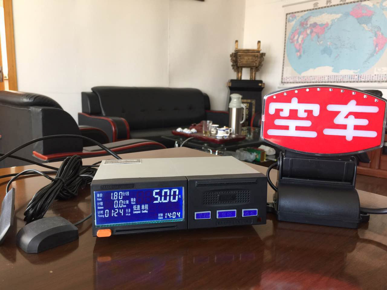 SX2000DC计价器GPS监控一体机